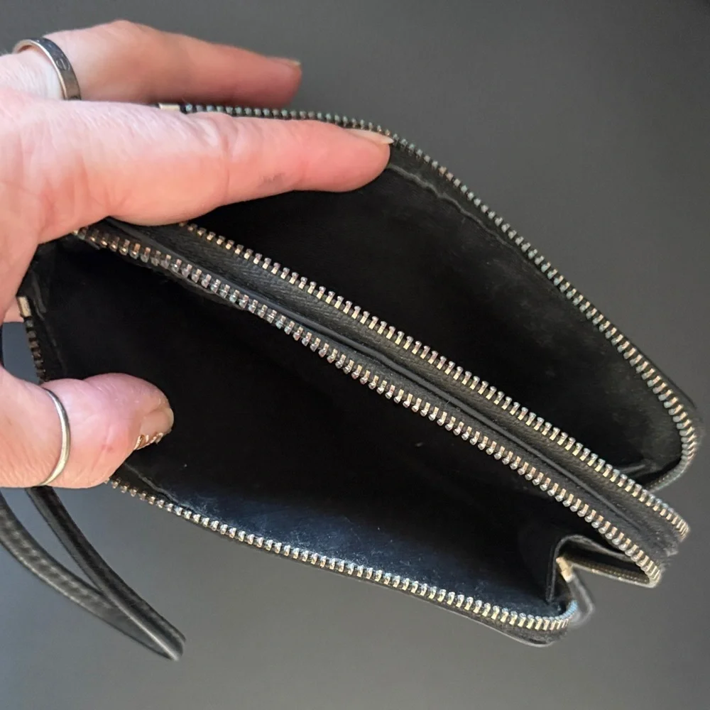 Coach Black Leather Wristlet double zipper black